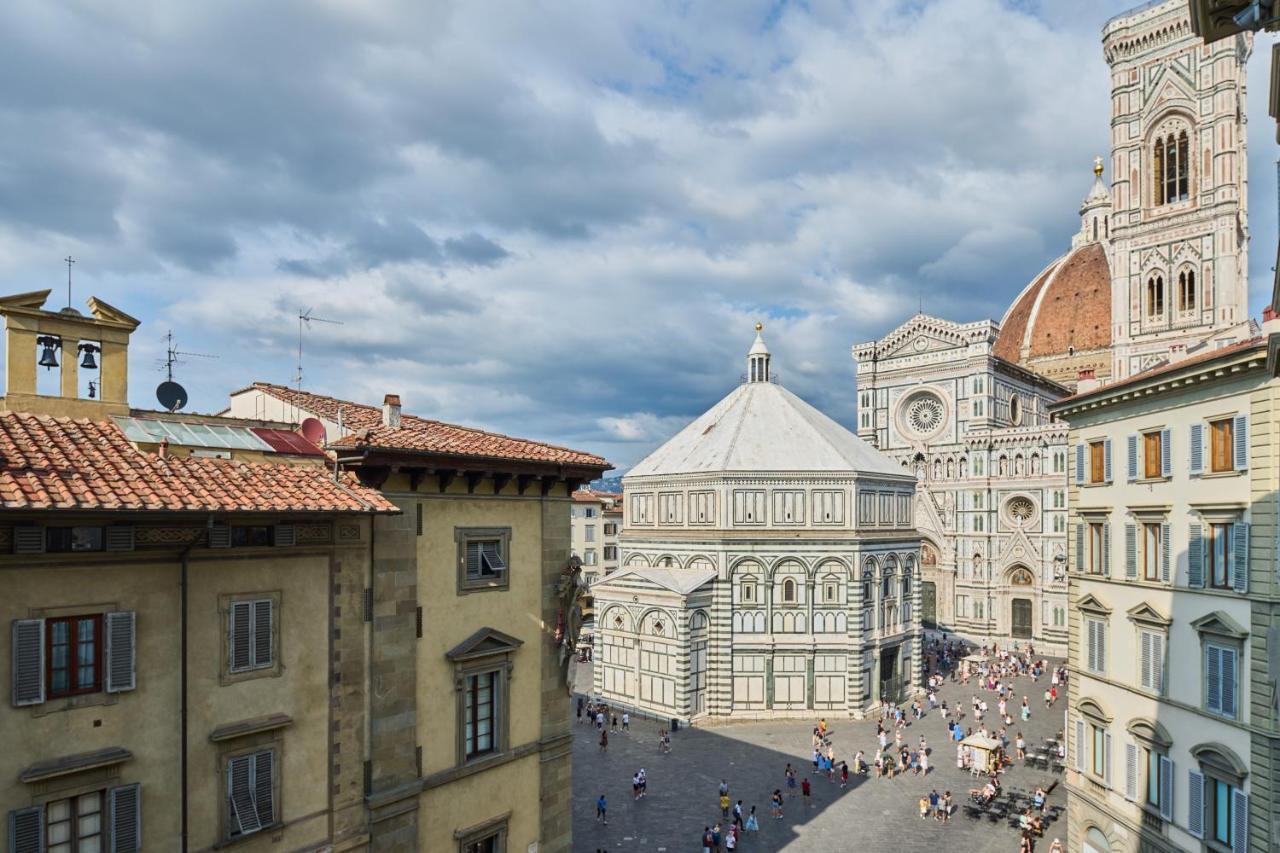 Duomo Luxury Florence Buitenkant foto