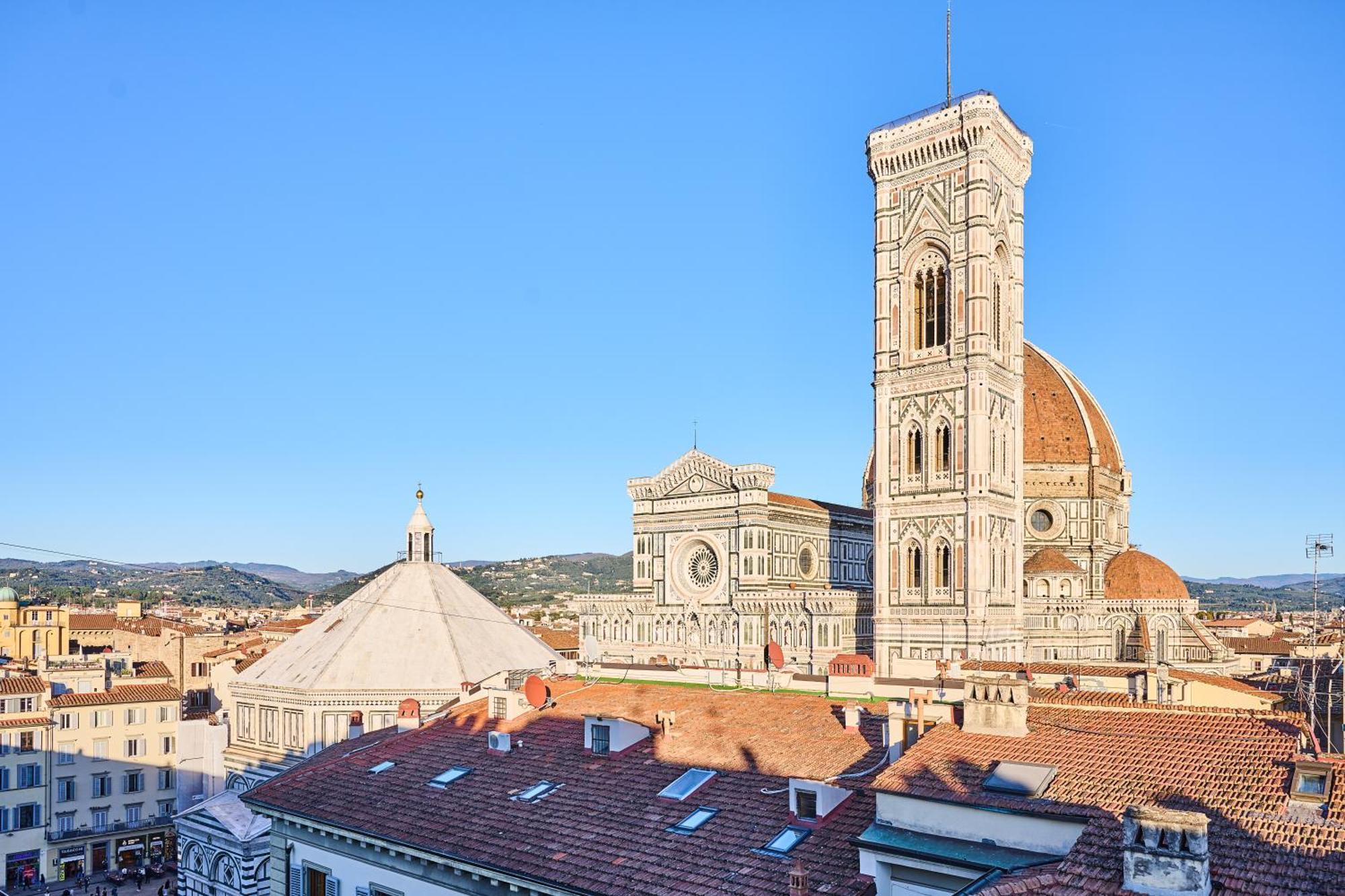Duomo Luxury Florence Buitenkant foto