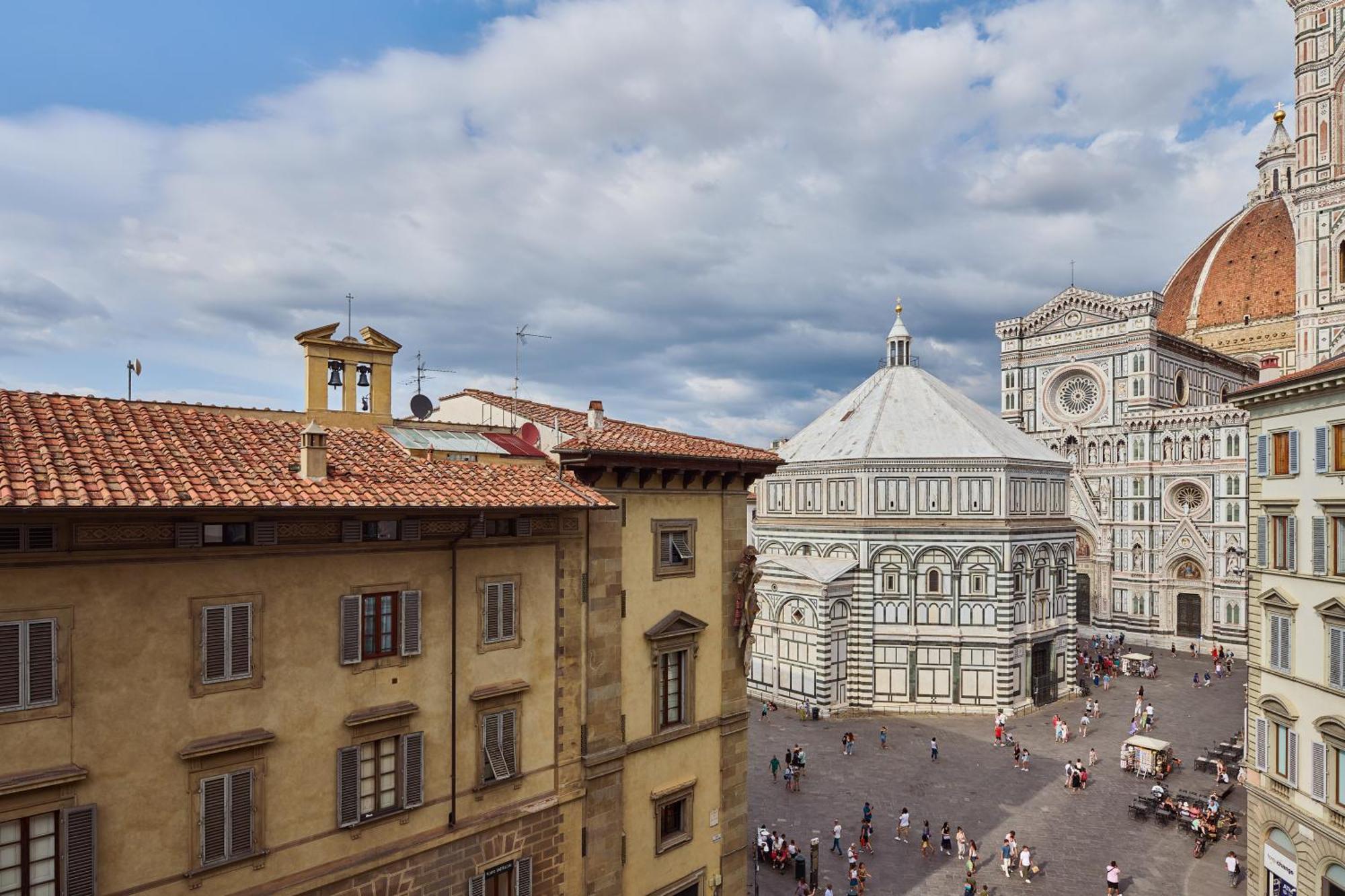 Duomo Luxury Florence Buitenkant foto