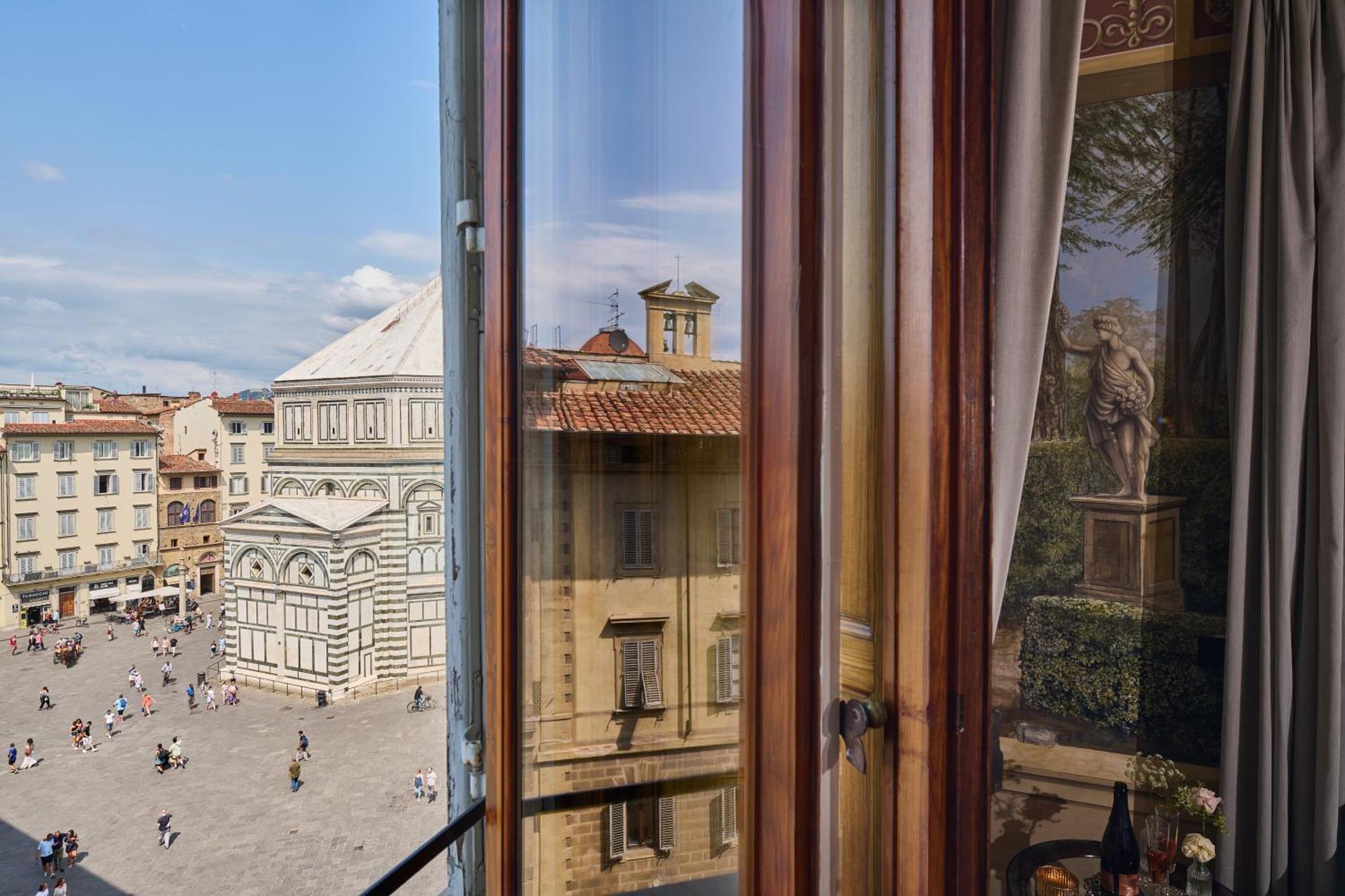 Duomo Luxury Florence Buitenkant foto